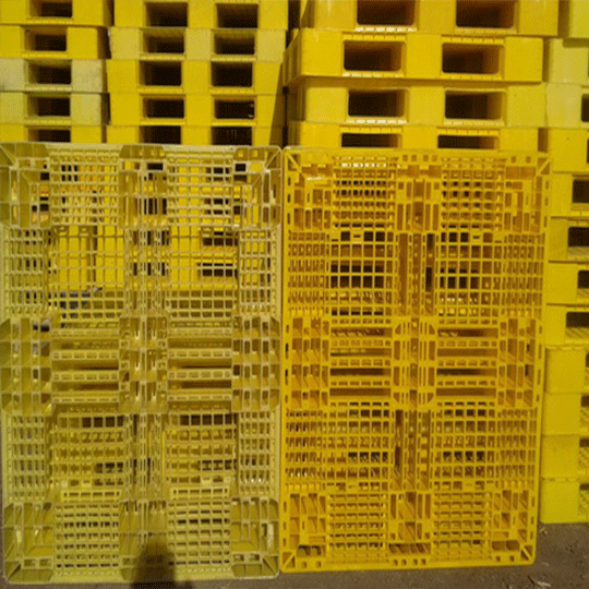 فروش پالت پلاستیکی زرد رنگ